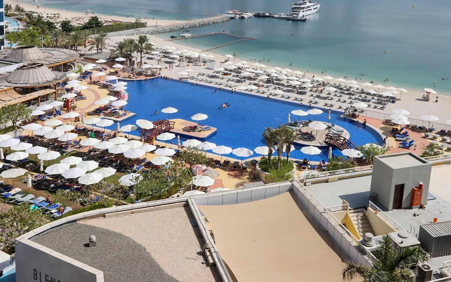 Livbnb Suites - 1Br With Sea View & Beach Access Dubaj